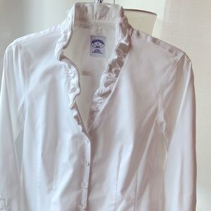 NWT Brooks Brothers size 6